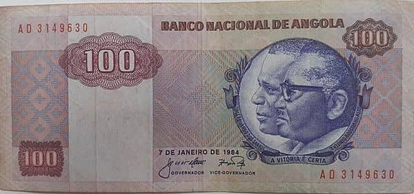 100 кванза