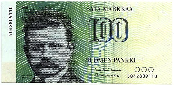100 Марккаа